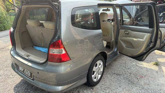 2009 Nissan GRAND LIVINA 1.6 IMPUL (M) - 4
