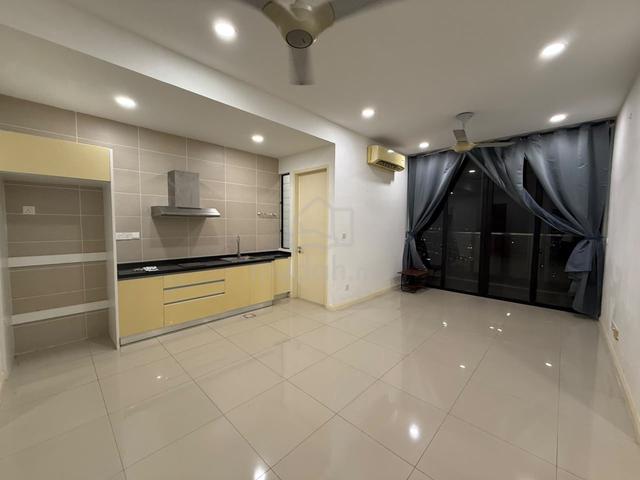 D' Pristine @ Medini 1