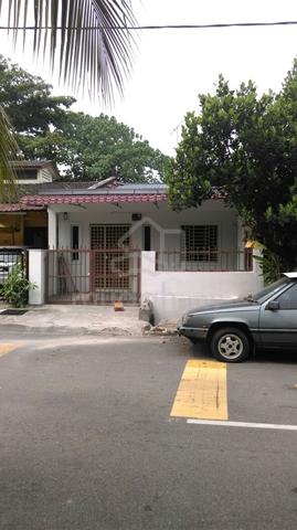Single Medium Room Lelaki Near LRT Wangsa Maju Rumah Teres Setapak 1