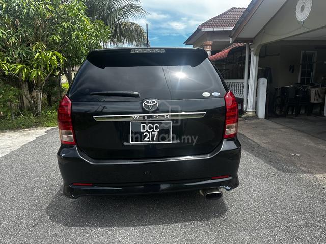2007 Toyota WISH 2.0 Z ANE10G FACELIFT (A) - 4