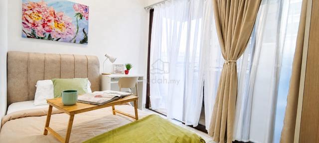 Palm Spring Kota Dsara | Co-Living Balcony Room for Rent | Female Only 1
