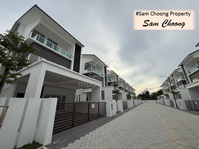 3 Storey Zero Lot Bungalow Taman Lembah Permai Bukit Mertajam 1