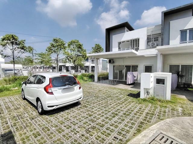 Corner Lot Double Storey Terrace Casa Green Cybersouth Dengkil 1