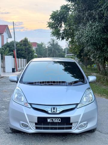 2014 Honda JAZZ 1.3 HYBRID FACELIFT (A) - 2