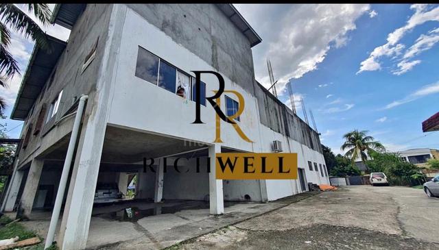 [ RARE DEAL ] Warehouse @Likas For sale 1