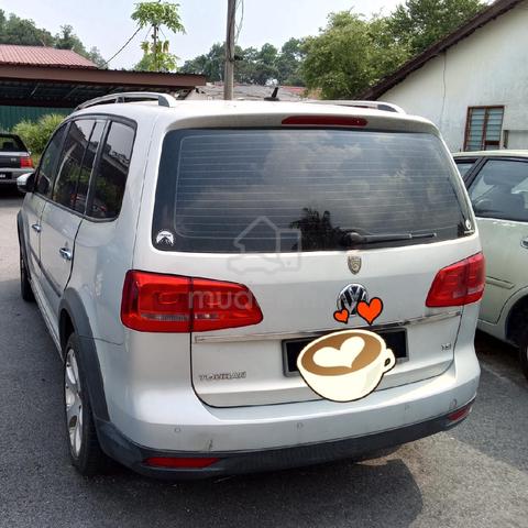 2012 Volkswagen TOURAN 1.4 (A) - 1