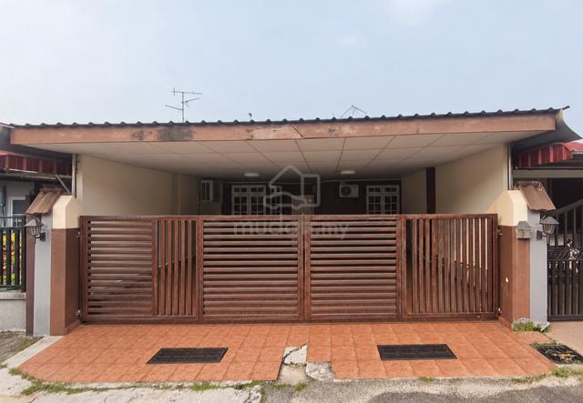 Rumah Teres Setingkat Untuk Disewa 1