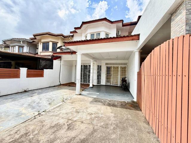 22x75 Jalan Paladium Seksyen 7 Shah Alam Double Storey 1