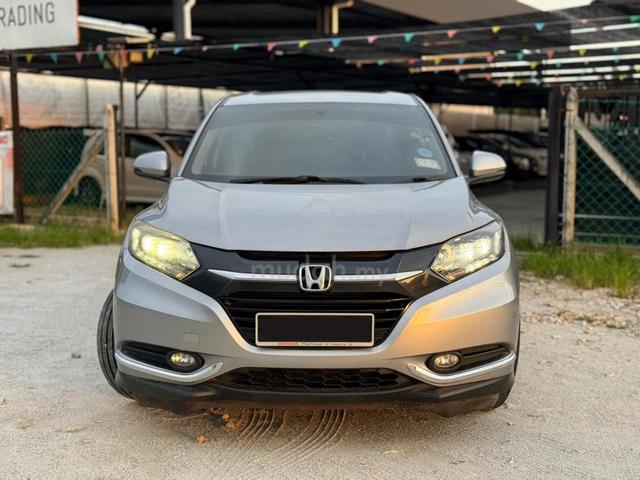 2017 Honda HR-V 1.8 V ENHANCED (A) / Leather Seat - 3