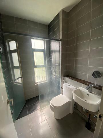 Lake View Superlinks Terrace House Corner at Cyberjaya 1