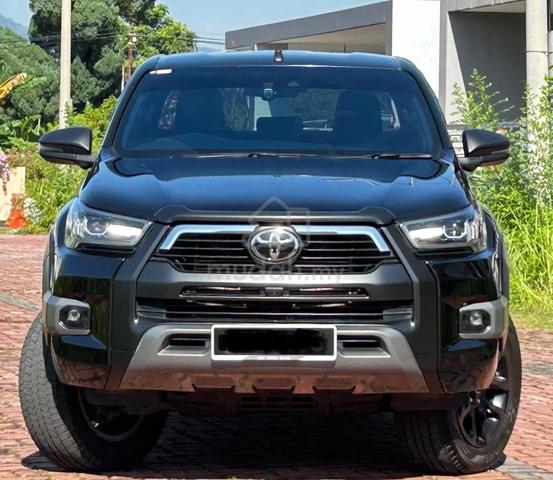 2023 Toyota HILUX 2.8 ROGUE (A) FUKL SVC RECORD - 3