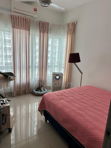 Room to rent for Working Female Only 1