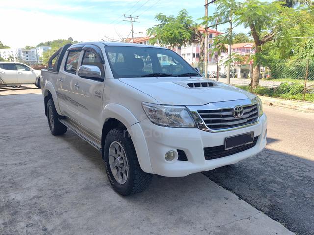 2013 Toyota HILUX 3.0 G VNT 4X4 (A) - 2