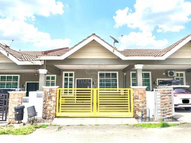RUMAH TERES SETINGKAT (Kijal) 1