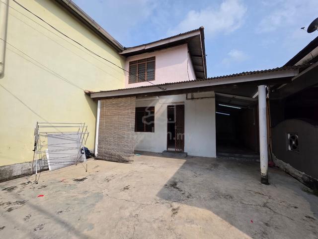 Full loan johor jaya jln bakawali 2sty low cost cluster leasehol cheap 1