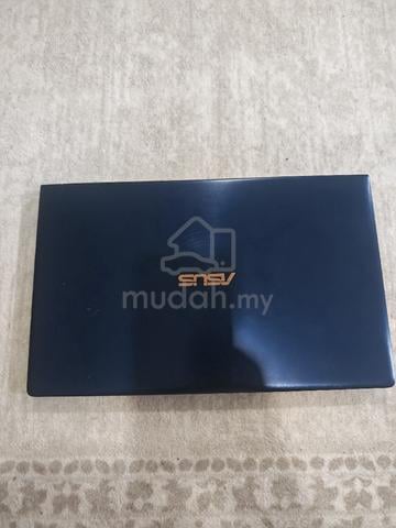 Carousel Image