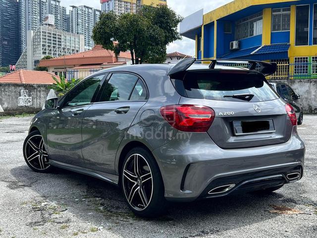 2017 Mercedes Benz A180 1.6 AMG/ F.S.R/ 1Own/ Wrty - 4