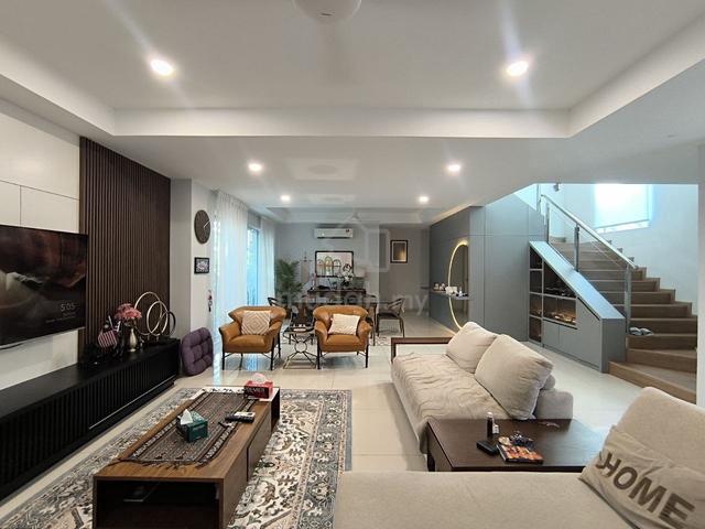 CANTIK RENOVATED - Double Storey Bungalow, Vista Kirana, Ayer Keroh 1