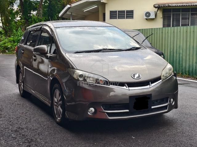 2011 Toyota WISH 1.8 X  (A) - 2