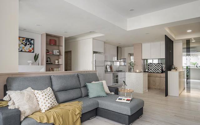 HOT SELL 313K Beside LRT/MRT Sungai Besi @ 2-3 Rooms FURNISH CASHBACK! 1