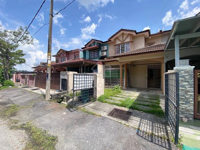 Double Storey Intermediate Terrace House Seksyen 8 Bandar Baru Bangi 1