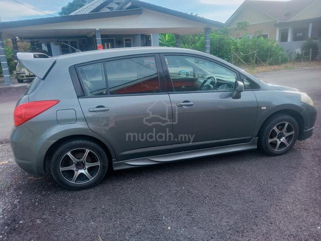 2010 Nissan LATIO 1.6 SPORT IMPUL (A) - 1