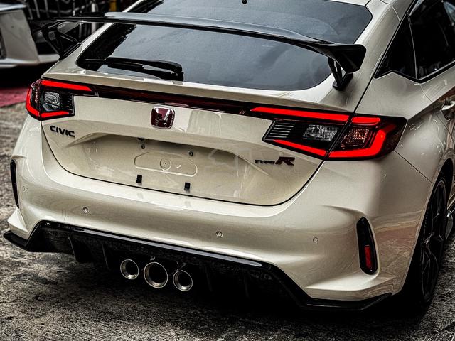 2025 Honda CIVIC 2.0 TYPE R FL5 fl5 fl 5 5yr warty - 1