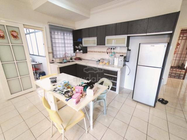 Bayu Puteri Apartment 1