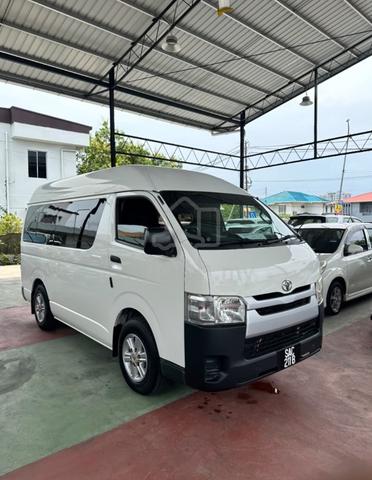 2016 Toyota HIACE 3.0 COMMUTER (A) - 3