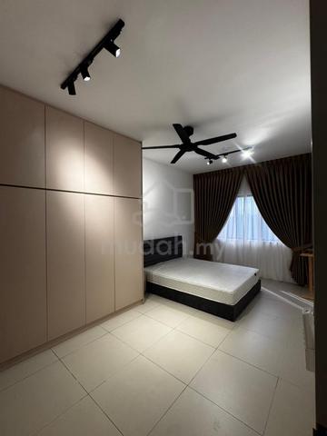 Master Room Fully Furnished Casa Embun Dengkil | Lake View + Aircond 1