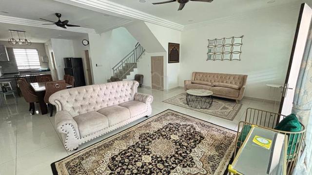 Begonia Forest Heights RENOVATED Double Storey with Furnished 1