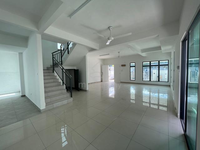 BARE NEW Double Storey Semi D Taman Desa Bertam Cheng krubong melaka 1