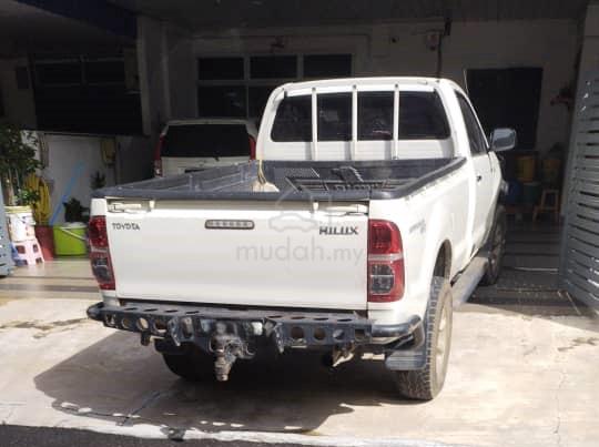 2013 Toyota HILUX 2.5 VNT FACELIFT (M) - 2