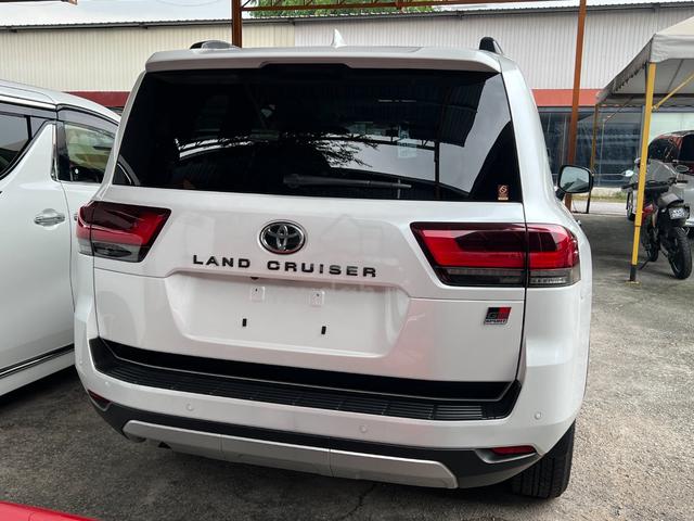 [5895KM|6AA] 2023 Toyota LANDCRUISER 3.4 GR SPORT - 4
