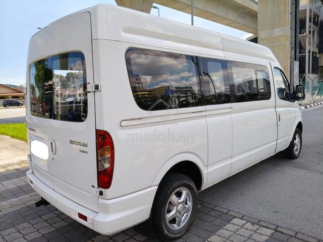 2019 Maxus V80 2.5 (M) Window Van 12 Seat - 3