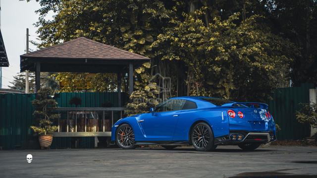 2022 Nissan GT-R 3.8L V8 Black Edition - 4