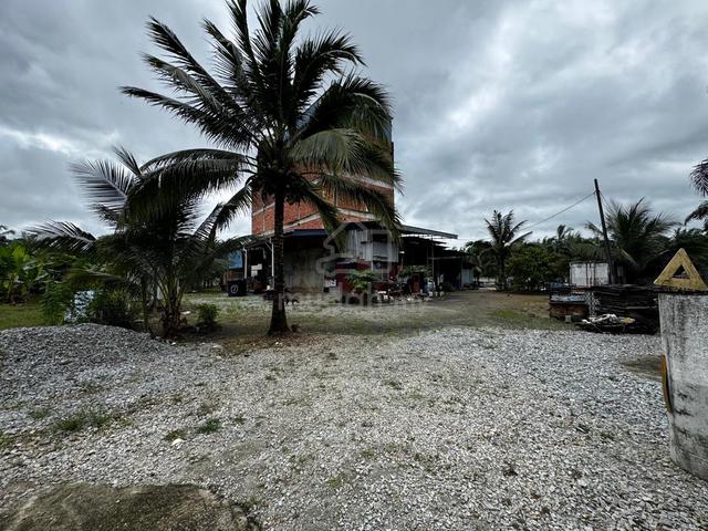 Freehold 1 Acre Land With Bird Nest Building- K. Sepetang,Taiping 1
