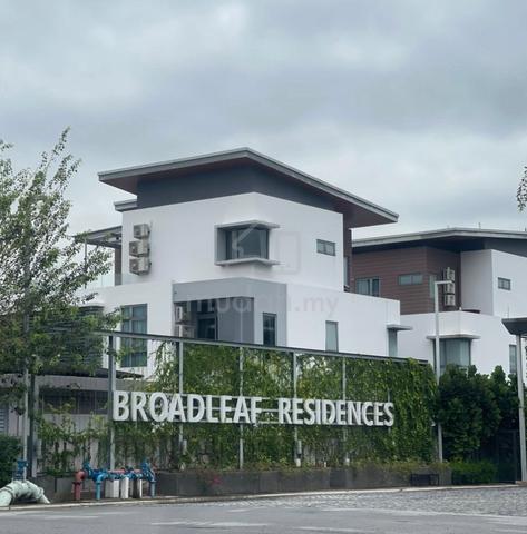Super Below Market Price 2 Storey Semi-D Broadleaf Residences 1