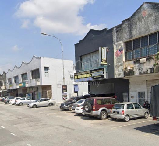 Rare Unit 1.5 Sty Factory @ Taman Bukit Serdang For Sale 1