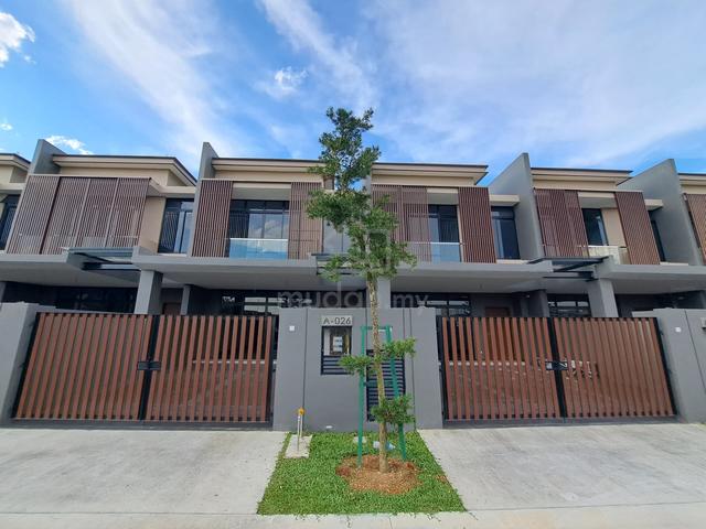Aurora Sentral Villa @ Iskandar Puteri @ Double Storey Superlink House 2