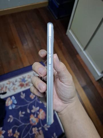 Xiaomi Mi Mix 2s - photo 4 of 6