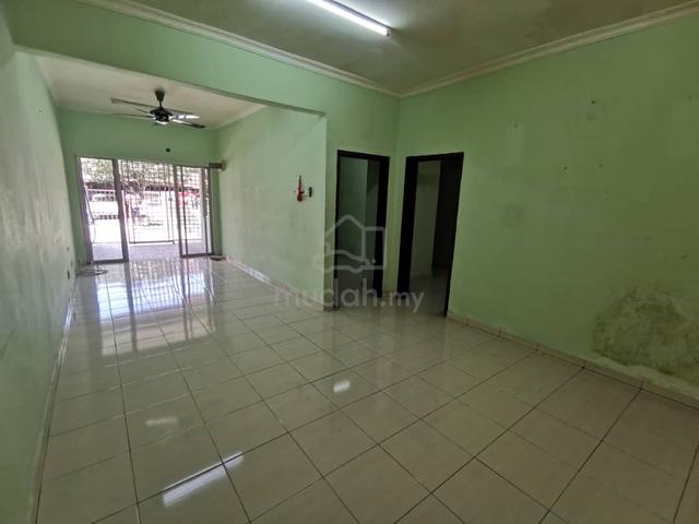 {Nice condition} Ground floor townhouse, Tmn bayu permai, Aeon rawang 1