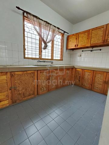 Rumah Teres 2 Tingkat, Sungai Buloh 1