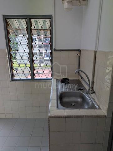 Seksyen 4 Wangsa Maju Flat 2