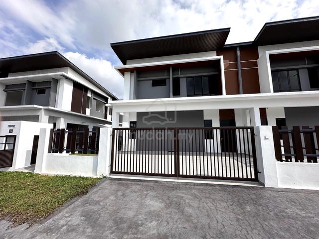 Freehold 2 Storey Cluster SemiD at Bandar Bestari Klang For Sale 1