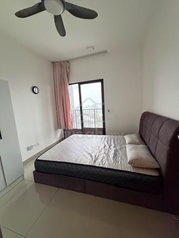 Balcony Room 📍 M Luna @KEPONG 1