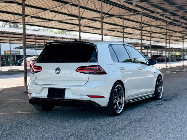2018 Volkswagen GOLF R. DIRECT OWNER. PM DETAILS. - 2