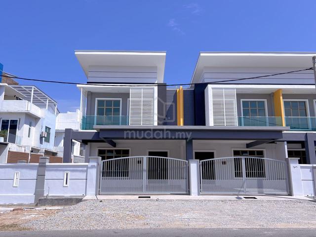 Ready Unit 5 Room Full Loan Freehold 2 Storey Bukit Katil Bayou Laggon 1