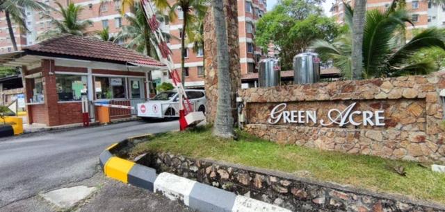 Green Acre 1