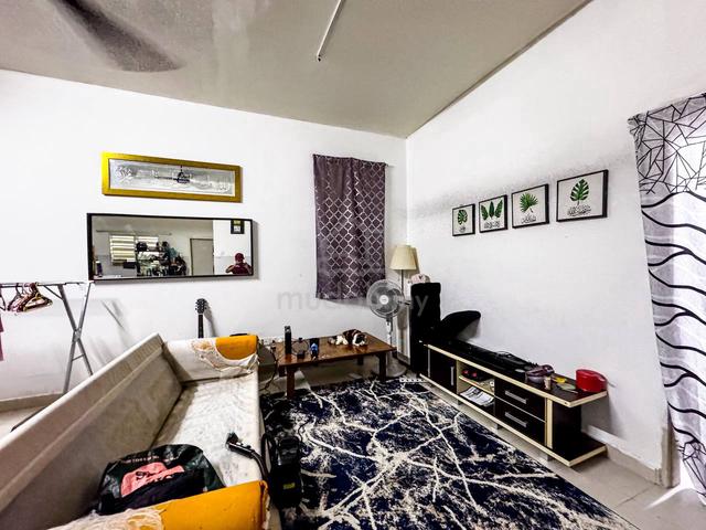 Ground Floor Eristana Pristana Saujana Utama | 2 parkir 1